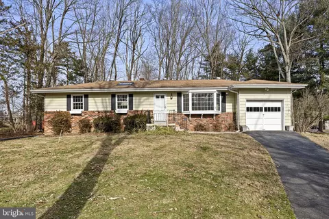 3 Bethany Ave, Titusville, NJ 08560