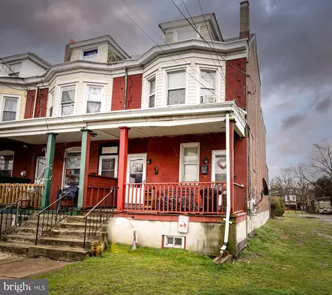 1041 E State St, Trenton, NJ 08609