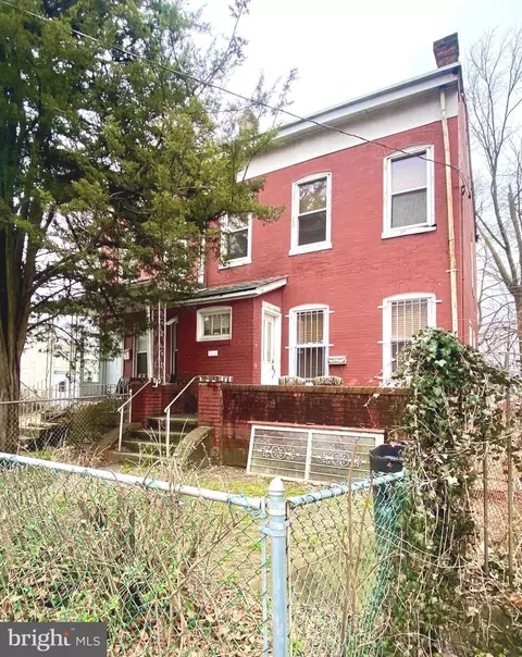 820 Martin Luther King Jr Bld, Trenton, NJ 08638