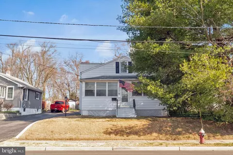 180 Phillips Ave, Hamilton, NJ 08610