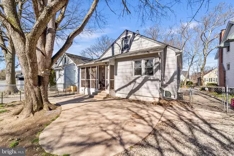 Exterior - 9 Thurston Ave, Ewing, NJ 08618 photo 5 of 6