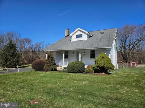 800 Village Rd W, West Windsor, NJ 08550