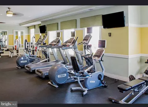 1118 Halifax Pl, Hamilton, NJ 08619
