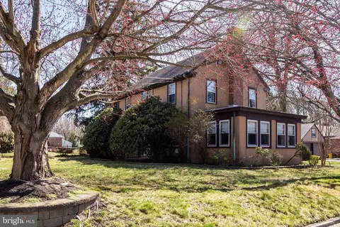 103 Grandview Ave, Hamilton, NJ 08620