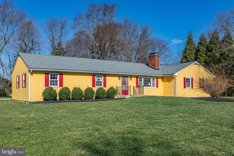607 Scotch Rd, Pennington, NJ 08534