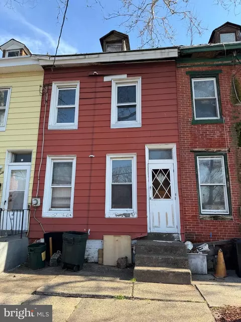 22 Perrine Ave, Trenton, NJ 08638