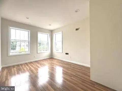 Living - 233 Robbins Ave, Ewing, NJ 08638 photo 3 of 3