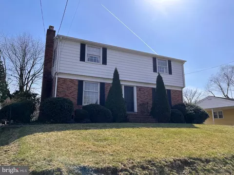 71 Hollynoll Dr, Hamilton, NJ 08619
