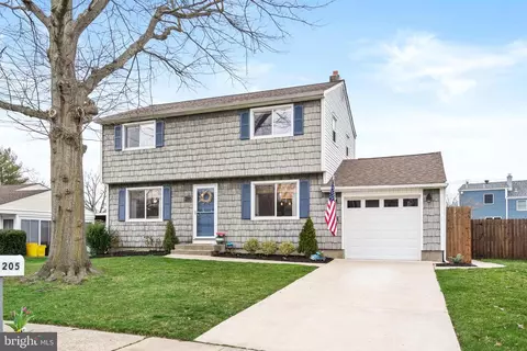 205 Elton Ave, Hamilton, NJ 08620