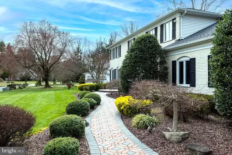 22 Park Hill Ter, Princeton Junction, NJ 08550