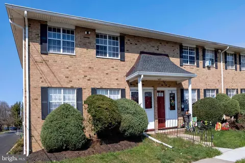 25 1 Old Millstone Dr, East Windsor, NJ 08520
