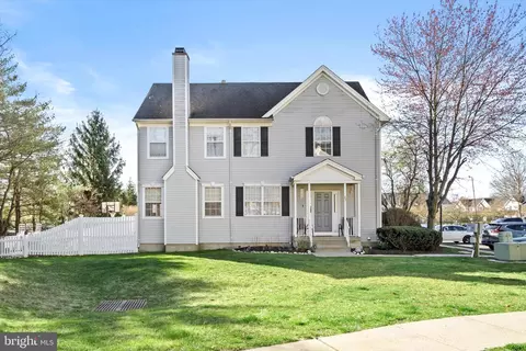 23 Amesbury Ct, Robbinsville, NJ 08691