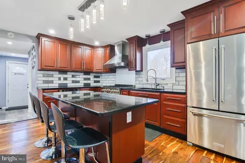 375 Rutgers Ave, Hamilton, NJ 08619