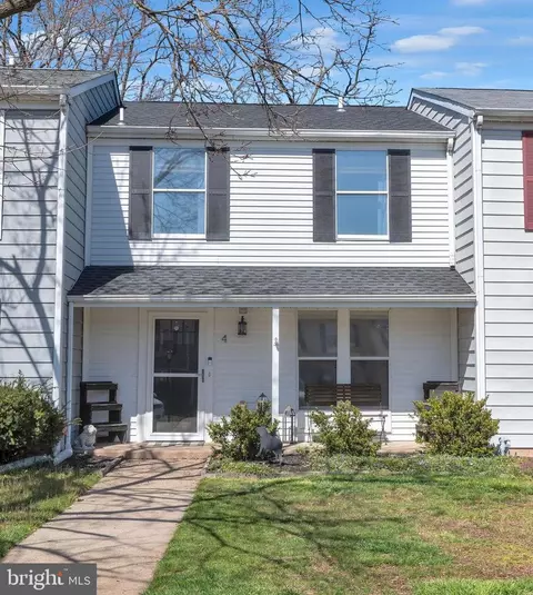 4 James Cubberly, Hamilton, NJ 08610