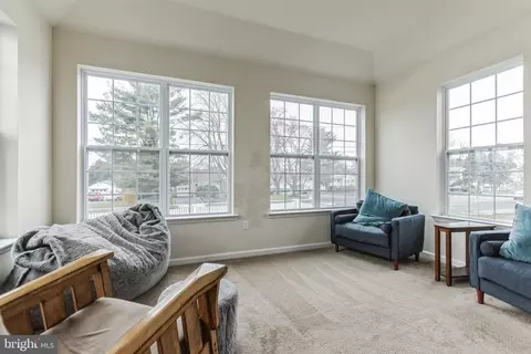 Living - 45 Stoneham Rd, Trenton, NJ 08638 photo 6 of 6