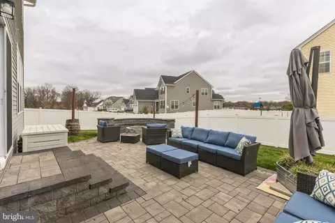 Exterior - 45 Stoneham Rd, Trenton, NJ 08638 photo 6 of 9