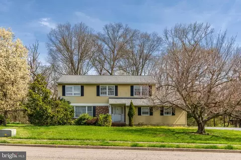 4 Little Cir, Lawrence Township, NJ 08648