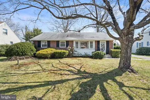 103 Maxwell Ave, Hightstown, NJ 08520