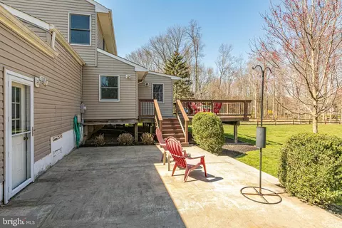 Exterior - 8 Apache Dr, Pennington, NJ 08534 photo 4 of 11