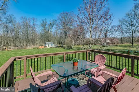 Exterior - 8 Apache Dr, Pennington, NJ 08534 photo 7 of 11