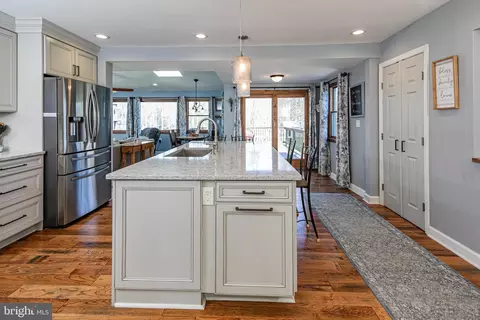 Kitchen - 8 Apache Dr, Pennington, NJ 08534 photo 7 of 7
