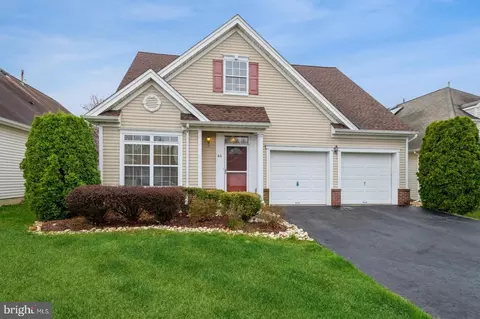 44 Globeflower Ln, Princeton Junction, NJ 08550