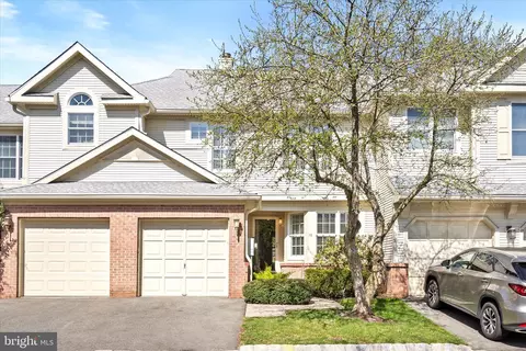 10 Benjamin Rush Ln, Princeton, NJ 08540