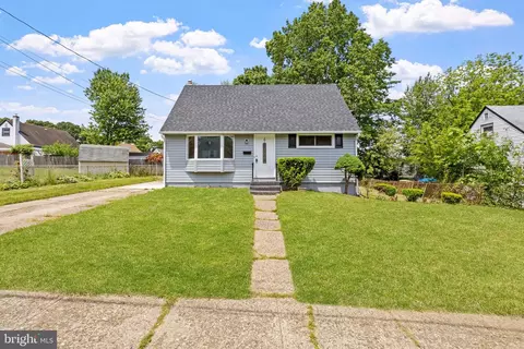 20 W Baylor Dr, Hamilton, NJ 08610