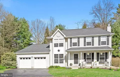 47 Hibiscus Ln, Robbinsville, NJ 08691