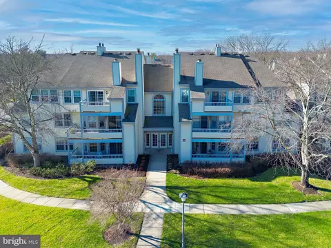 106 Heritage Blvd #8, Princeton, NJ 08540