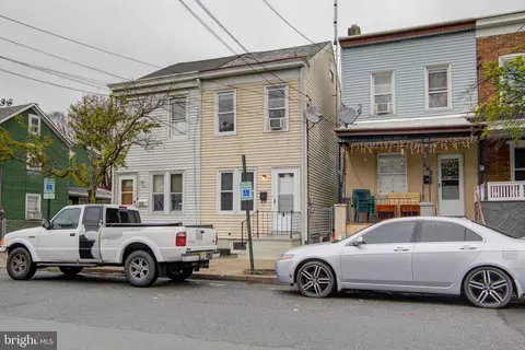 660 Second St, Trenton, NJ 08611