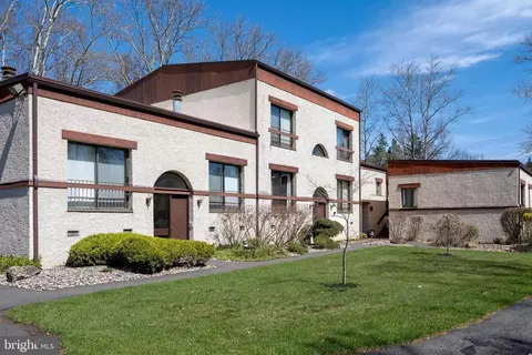 51 Lawrenceville-pennington Rd #107, Lawrenceville, NJ 08648