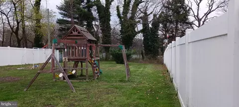 Other - 30 Ovington Dr, Hamilton, NJ 08620 photo 2 of 14