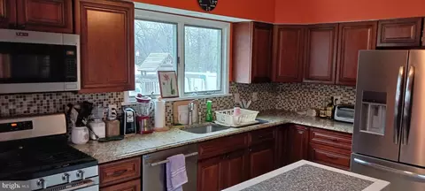 Kitchen - 30 Ovington Dr, Hamilton, NJ 08620 photo 3 of 4