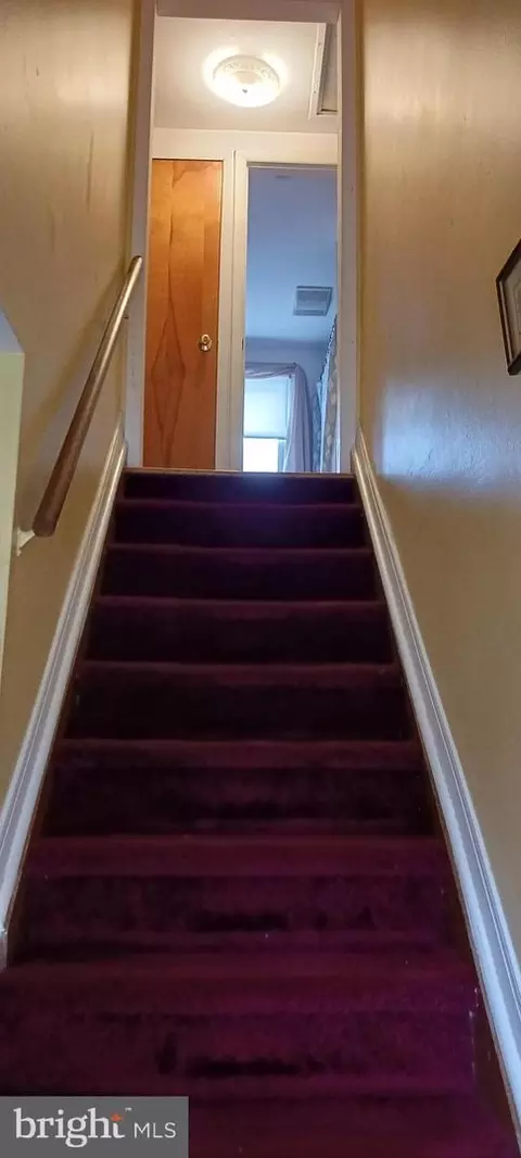 Entry Way - 30 Ovington Dr, Hamilton, NJ 08620 photo 2 of 2