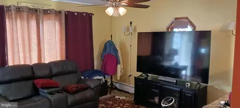 Living - 30 Ovington Dr, Hamilton, NJ 08620 photo 4 of 4