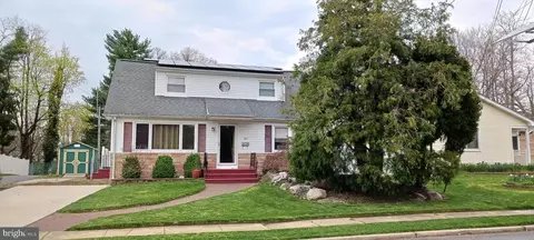 Exterior - 30 Ovington Dr, Hamilton, NJ 08620 photo 8 of 9