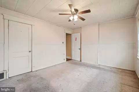 Bedroom - 105 Brookside Ave, Ewing, NJ 08638 photo 3 of 3
