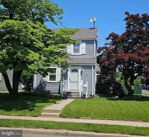 203 Finley Ave, Hamilton, NJ 08610