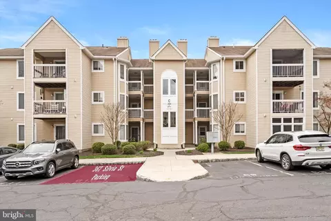 367 Silvia St, Ewing, NJ 08628