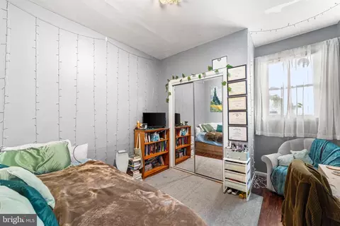 Bedroom - 51 Brenwal Ave, Ewing, NJ 08618 photo 1 of 5
