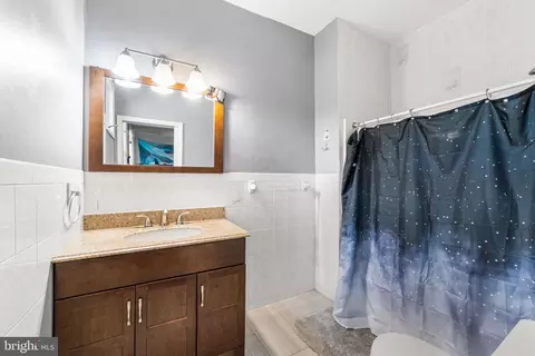 Bath - 51 Brenwal Ave, Ewing, NJ 08618 photo 2 of 2