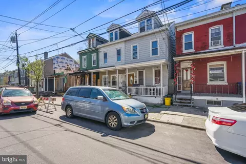 221 Rusling St, Trenton, NJ 08611