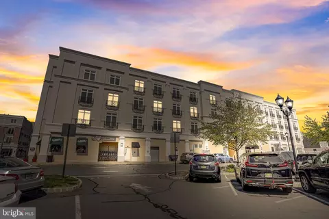 2 N Commerce Sq #210, Robbinsville, NJ 08691
