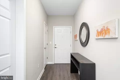 Entry Way - 947 Halifax Pl, Hamilton, NJ 08619 photo 1 of 4
