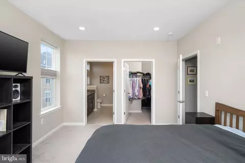 Bedroom - 947 Halifax Pl, Hamilton, NJ 08619 photo 6 of 6