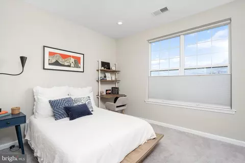 Bedroom - 947 Halifax Pl, Hamilton, NJ 08619 photo 1 of 6