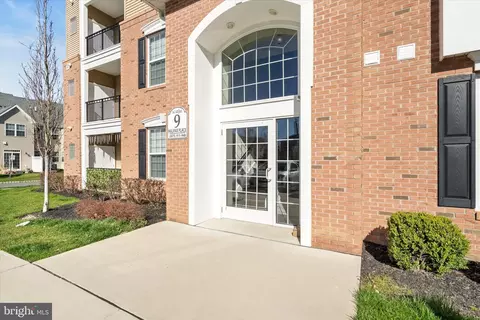 Exterior - 947 Halifax Pl, Hamilton, NJ 08619 photo 3 of 10