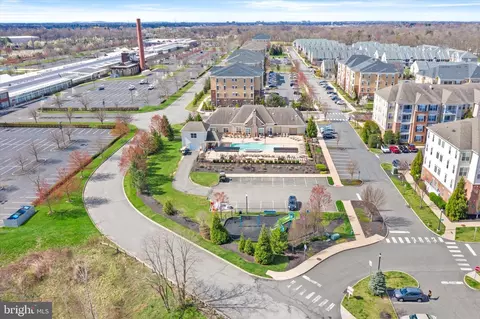 View/Area - 947 Halifax Pl, Hamilton, NJ 08619 photo 5 of 9