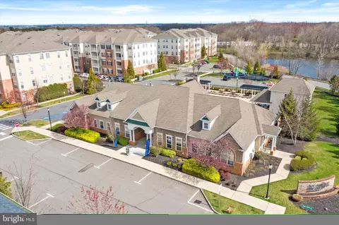 View/Area - 947 Halifax Pl, Hamilton, NJ 08619 photo 2 of 9
